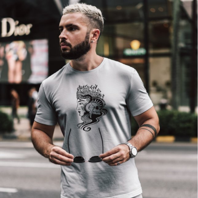 Skull Queen Mörk Art nouveau T Shirt (Skapare uppladdad)