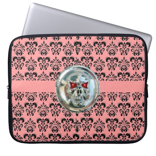 SKULL RIDERS DAMASK rosa Black Laptop Sleeve (Framsidan)