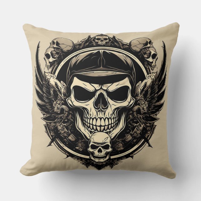 Skulldesign med Vingar och symboler Kudde (Framsida)