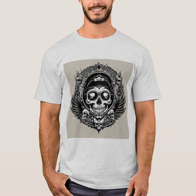 Skulldesign med Vingar och symboler T Shirt (Framsida)