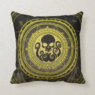 Skullthulhu Fearfull Gult Arkan Kudde