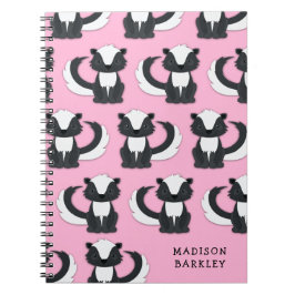 Skunk Barn Cute Woodland Animal Anteckningsbok