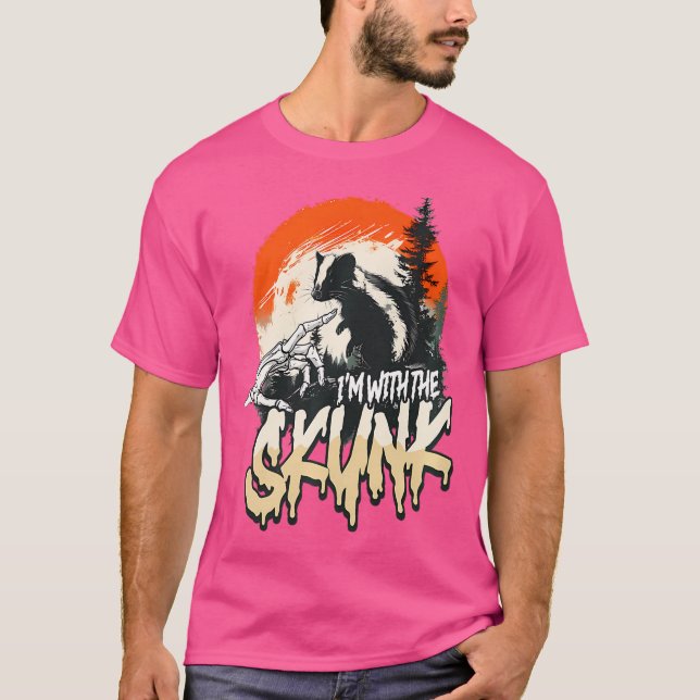 Skunk Halloween jag är med kunken T Shirt (Framsida)