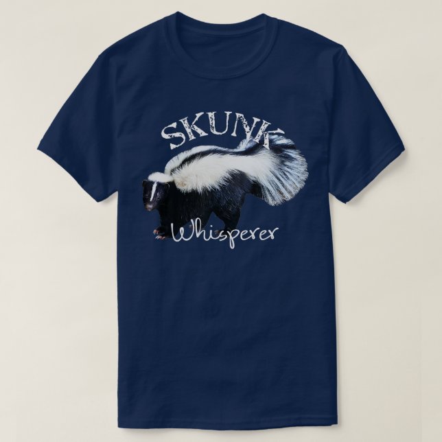 Skunk Whisperer, I Kärlek Skunks] Gift Funny Skunk T Shirt (Design framsida)
