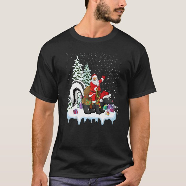 Skunk  Xmas  Santa Riding Skunk Christmas T Shirt (Framsida)
