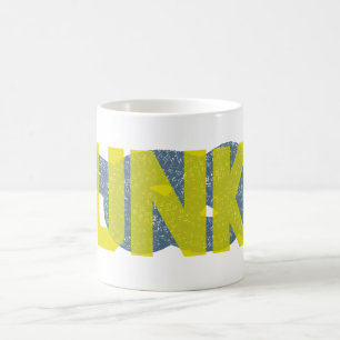 Skurgungor som klättrar kaffemugg