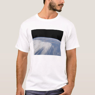 Skurkrollmolnet täcker över Stilla havet T Shirt