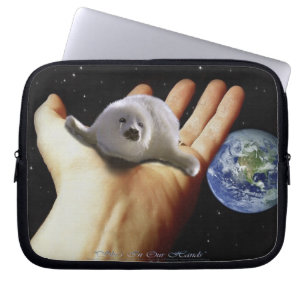 Skydda vårt Sälar mot jakt - Wildlife Art Laptop Sleeve