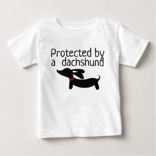 Skyddad av Dachshund Toddle Girl eller Boy Shirt T