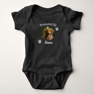 Skyddad av foto av Hund Personlig T Shirt