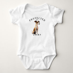 Skyddad av Hund Familj T Shirt