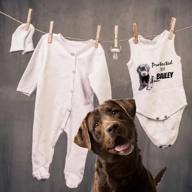 Skyddad Av Hundnamn Akvarell T Shirt (Skapare uppladdad)