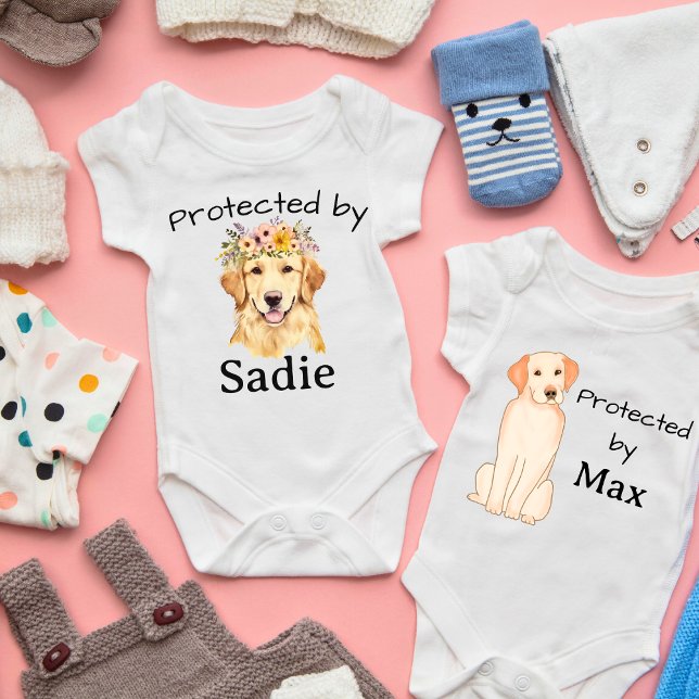 Skyddad av Sadie (Namn) Golden Retriever T Shirt (Protected by...Baby Bodysuit Collection)