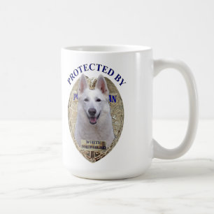 Skyddat av vitherden kaffemugg