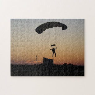 Skydiver Fallskärm vid Sunset Himlar Diver Pussel
