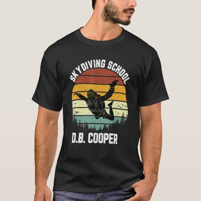 Skydiving School Db Cooper T Shirt (Framsida)