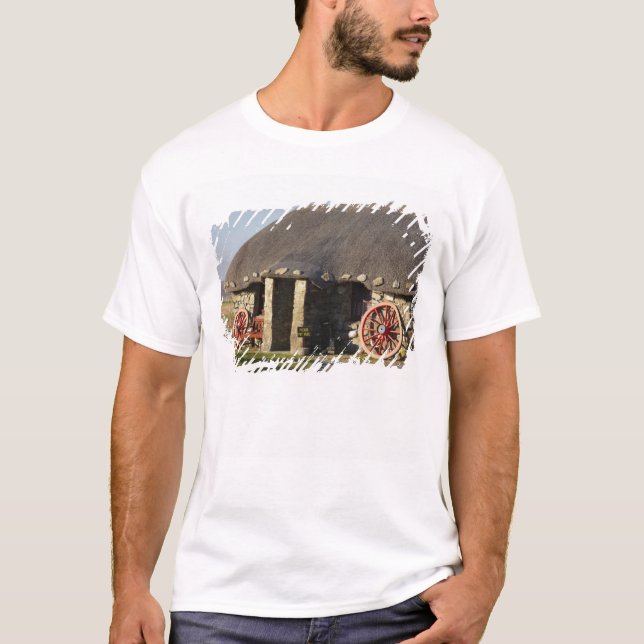 Skye Museum of Island Life, nära Duntulm, T-shirt (Framsida)