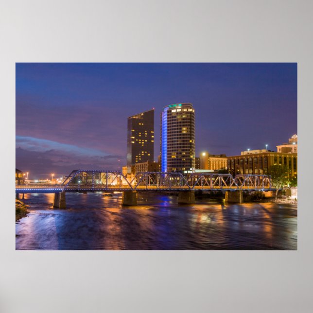 Skyline At Dusk, On The Grand River Poster (Framsidan)