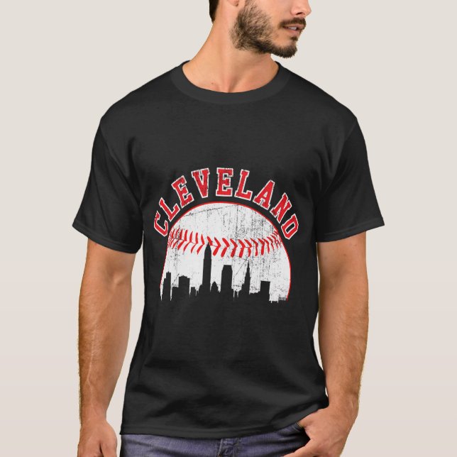 Skyline Cleveland Baseball T Shirt (Framsida)