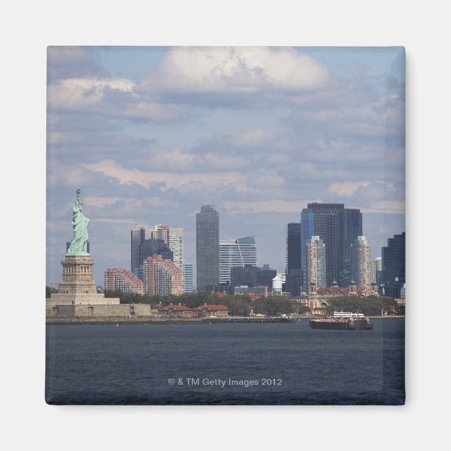 Skyline med Frihetsgudinnan Magnet (Framsidan)