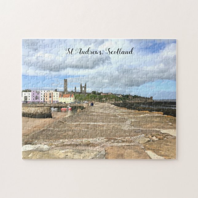Skyline of St Andrews, Fife, Scotland with Pier Pussel (Horisontell)