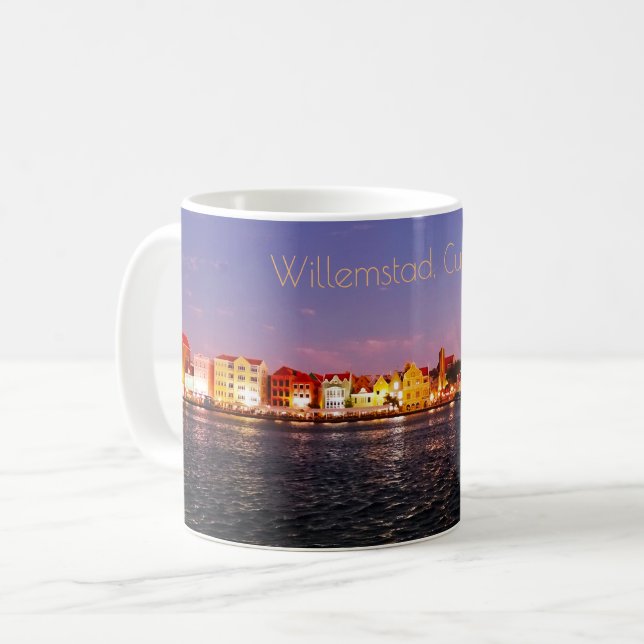 Skyline of Willemstad at Night Kaffemugg (Framsida vänster)