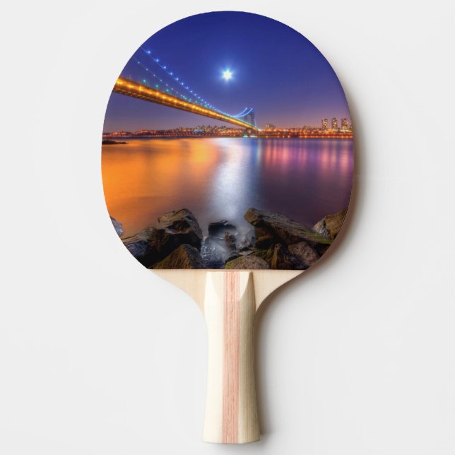Skymning George Washington BridgePalisades, NJ. Pingisracket (Framsidan)