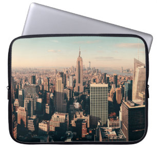 Skyscraper i New York-stadens tak- och stadsvy. Laptop Fodral