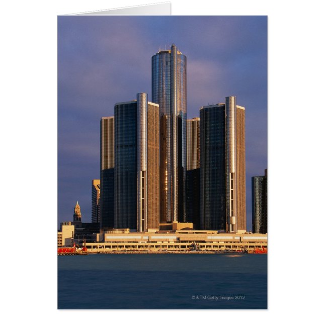 Skyscraper vid vatten i Detroit 3 Hälsningskort (Framsidan)