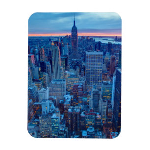Skyscraperna av Manhattan tändas Magnet