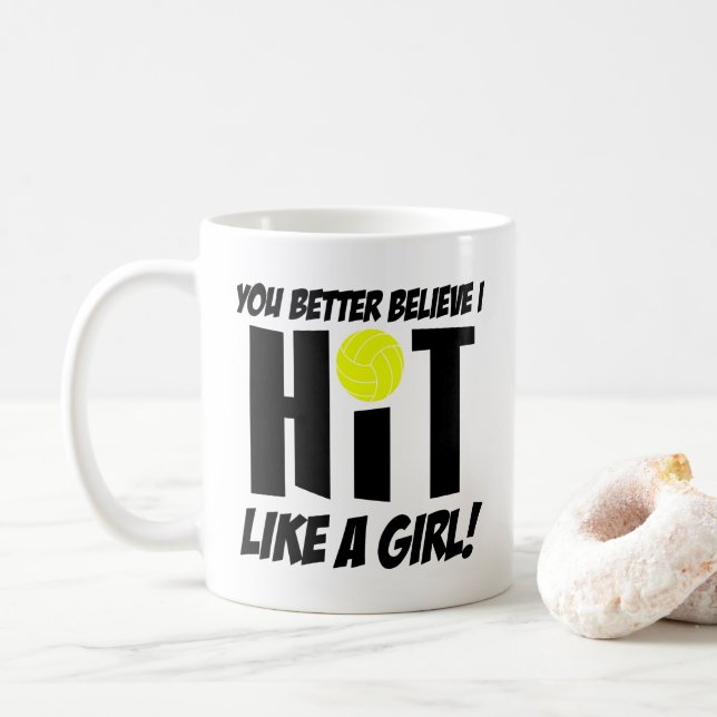 slå som en tjej volleyboll kaffemugg (Med munk)