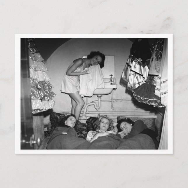 Slaget i Storbritannien och Blitz: #27 Kvarn Girls Vykort (Framsida)