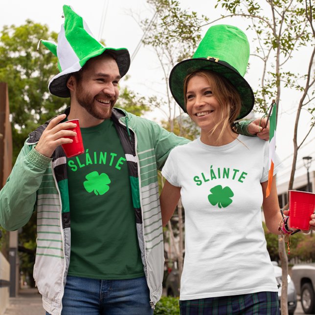 Sláinte Irish Klöver St patrick's day T Shirt (Skapare uppladdad)