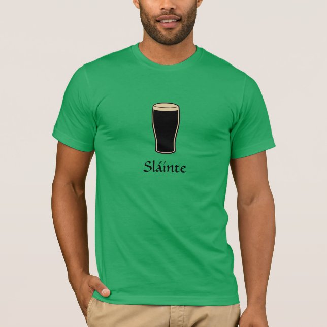 Sláinte irländsk rostat brödt-skjorta tee (Framsida)