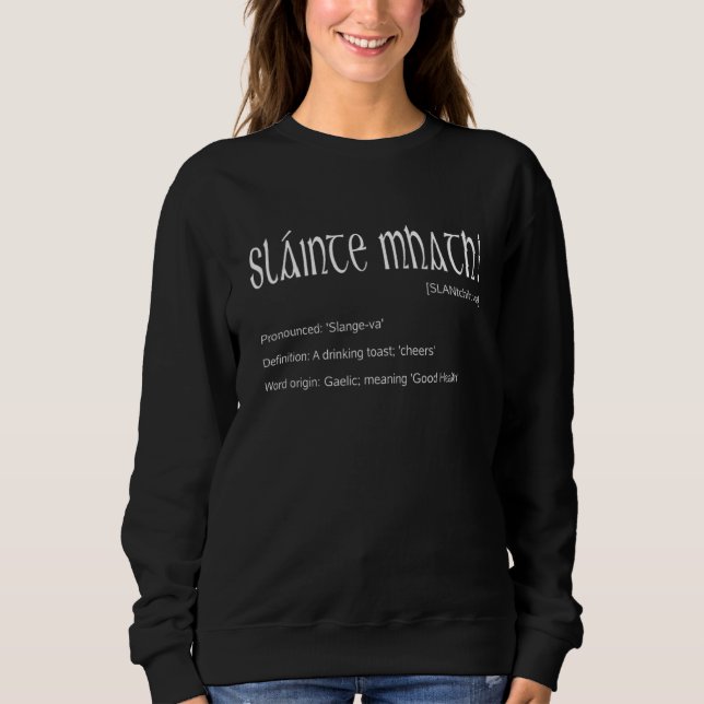 Slainte Mhath Irish Pub Saint patrick Shenanigans T Shirt (Framsida)