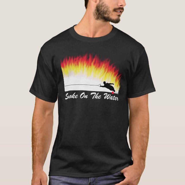 Slalomvatten skidar "röker T-tröja på för vatten" Tee Shirt (Framsida)