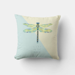 Sländan bor i ögonblicket kudde