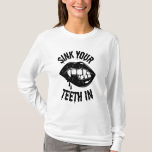 Släng tänderna i Vampyre Fangs T-Shirt