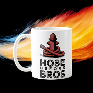 Slangbrandsslang före bröder Brandstation Humor Kaffemugg