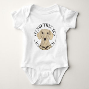 Slät krämfärgad dachshund hund storebror t shirt