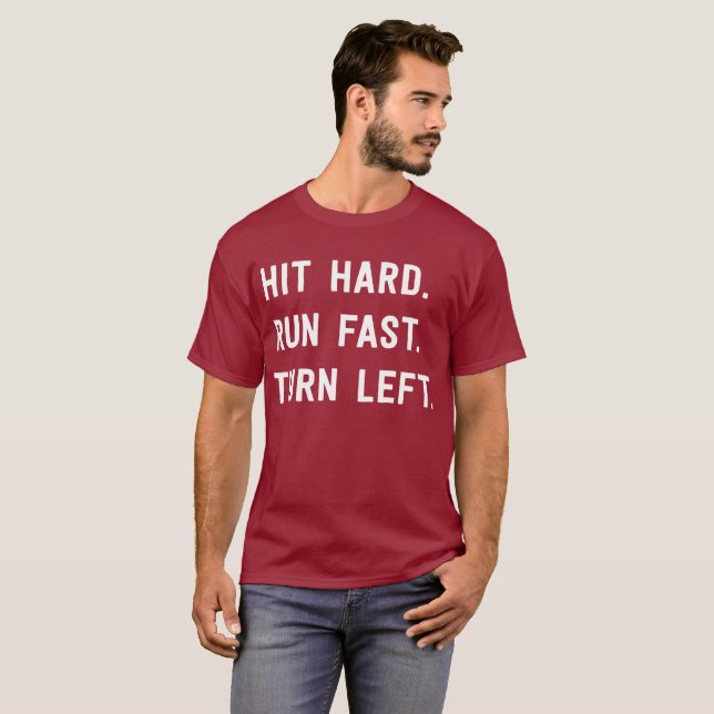 Slått hårt. Kör fastar. Vänd till vänster Tee (Hel framsida)