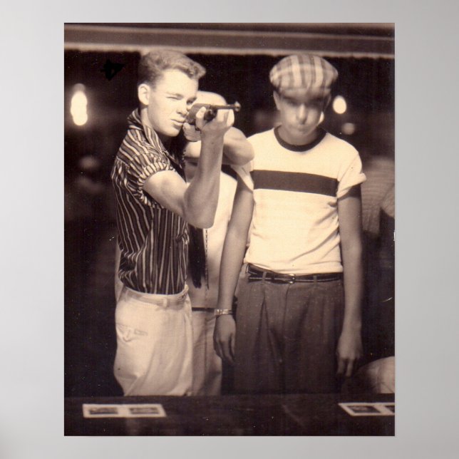 slått målet och vinna en kewpie-docka poster (Framsidan)