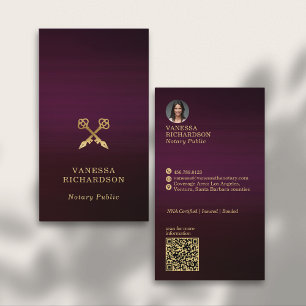 Sleek Burgundy Guld Crossed Pen QR Code Notary Visitkort