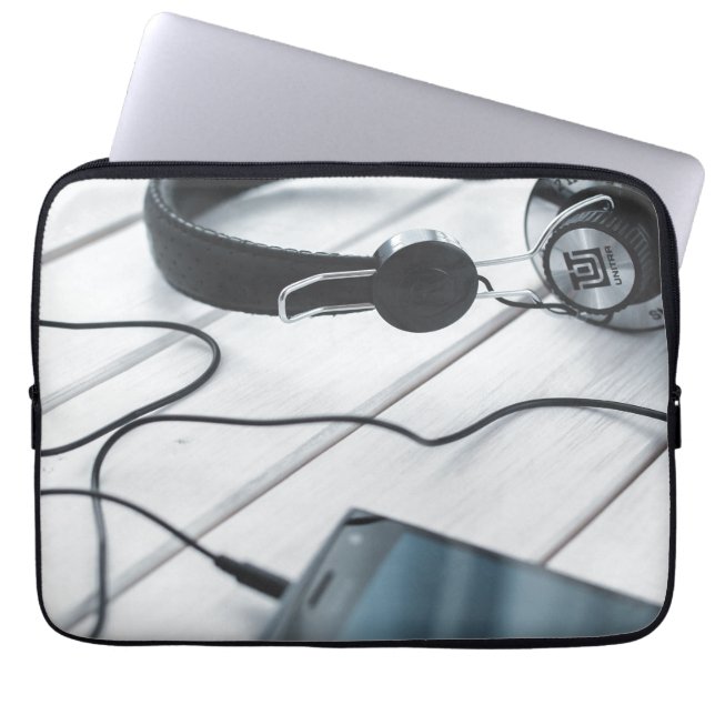 Sleek Modern Laptop sleeve (Framsidan)