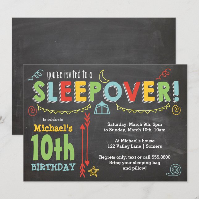 Sleepover Party, Chalkboard och Bold Färg Inbjudningar (Fram/baksida)