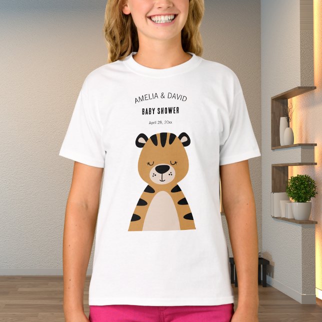 Sleepy Tiger Neutral Baby Shower Outfit T Shirt (Skapare uppladdad)