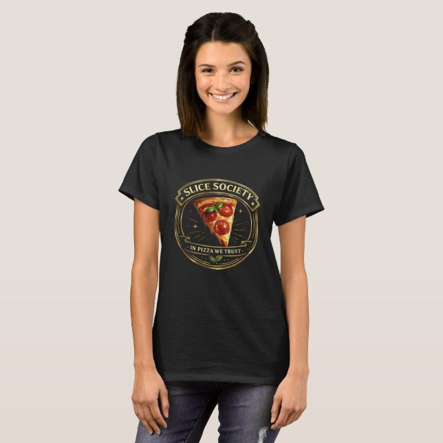 Slice Society Premium Pizza Emblem Grafik T-Shirt (Hel framsida)