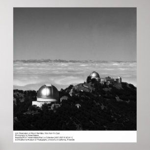 Slicka observationscentrum vid berget Hamilton av Poster
