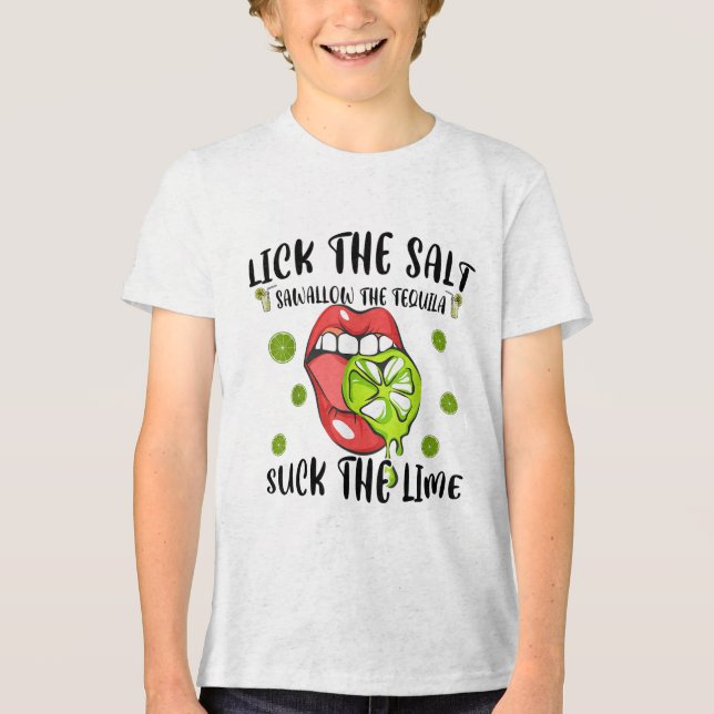 Slicka Salt Svälj Tequila Cinco Mayo Drinking Mexi T Shirt (Framsida)