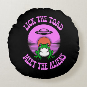 Slicka Toad Meet Alien - Lustigt UFO Frog Rund Kudde